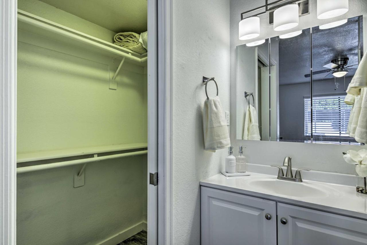 Downtown Gilbert Condo With Screened Porch! Екстериор снимка
